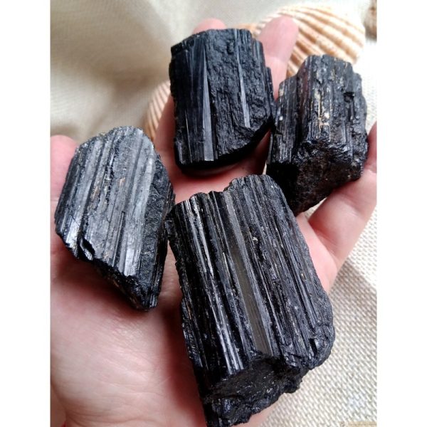 turmalina-negra-em-bruto-100gr